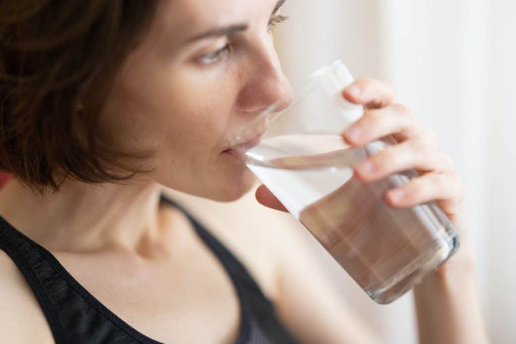 Dehidracija - pijenje vode
