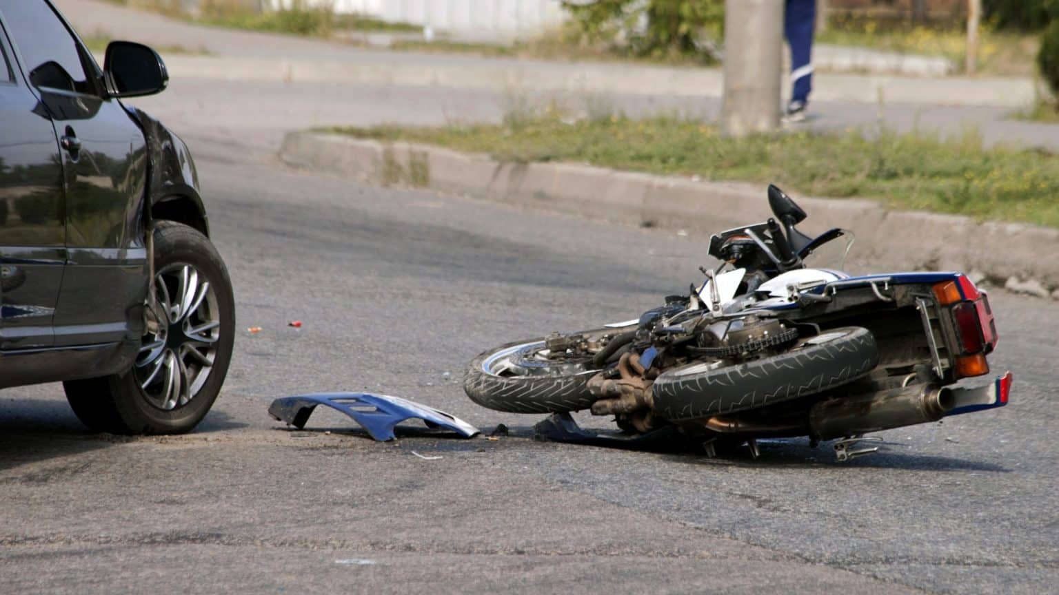 Šibensko-kninska: U prometnoj nesreći smrtno stradao 41-godišnji motociklist