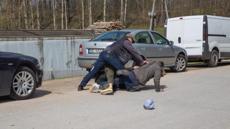 Split: Na ulici napao i teško ozlijedio 33-godišnjaka