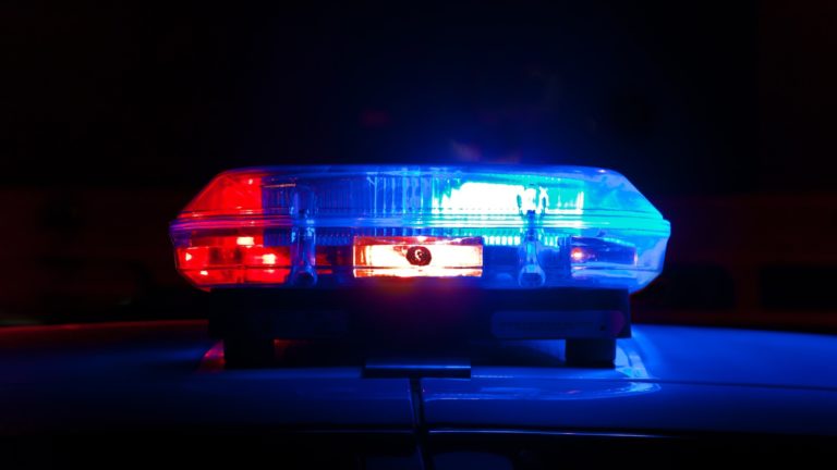 Split: 27-godišnjak priveden zbog uriniranja po spomeniku