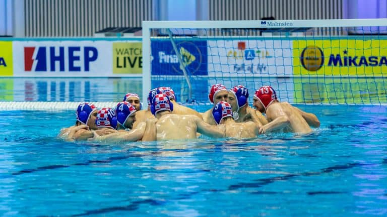 Dubrovnik: Navijači radili nered na vaterpolo utakmici pa ih uhitila policija