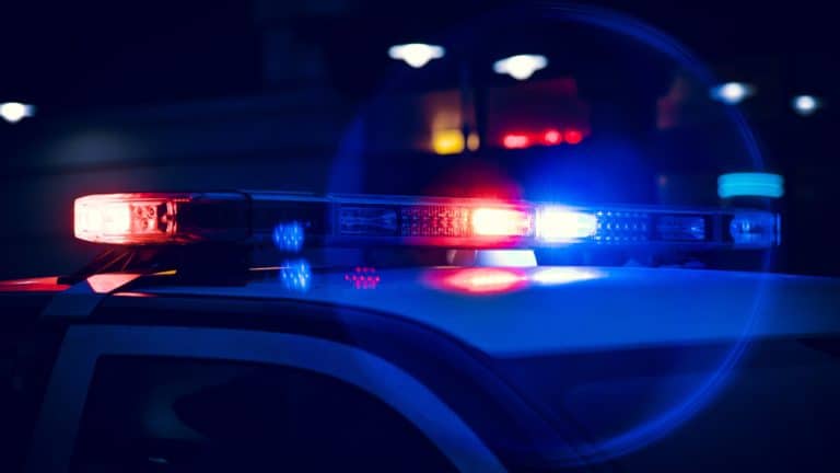 Mladić u Zadru uhvaćen u vožnji bez dozvole, kod putnika pronađena marihuana