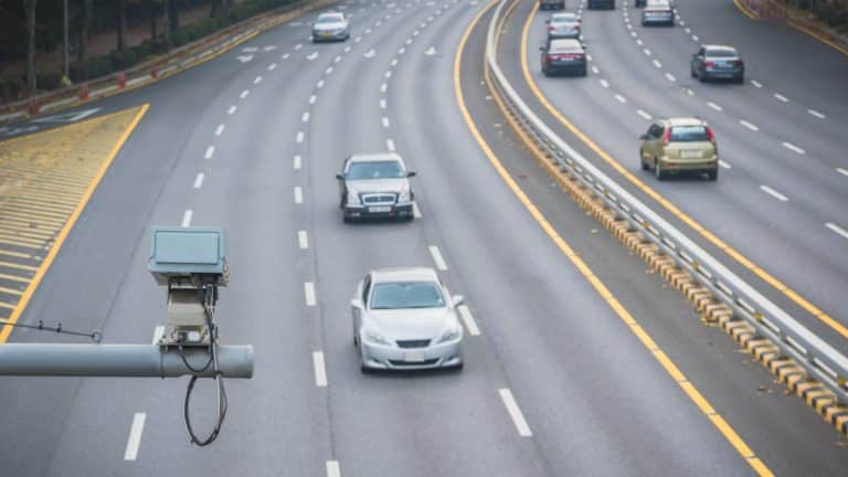 Splitsko-dalmatinska: Policija nastavlja s pojačanim nadzorom prometa radi prevencije prometnih nesreća
