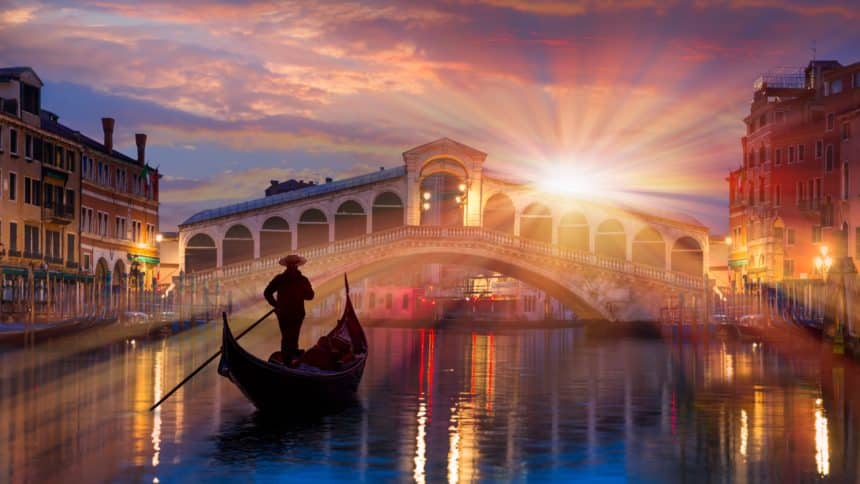 Gondola u Veneciji: 13 razloga za romantičnu vožnju