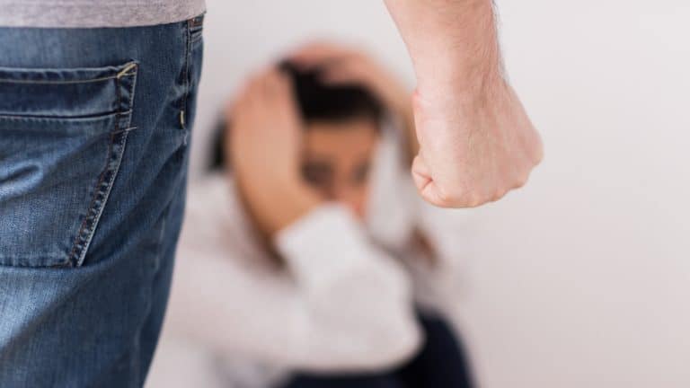 Uhićen 21-godišnjak na području Splita: Oduzeo slobodu i napao žensku osobu