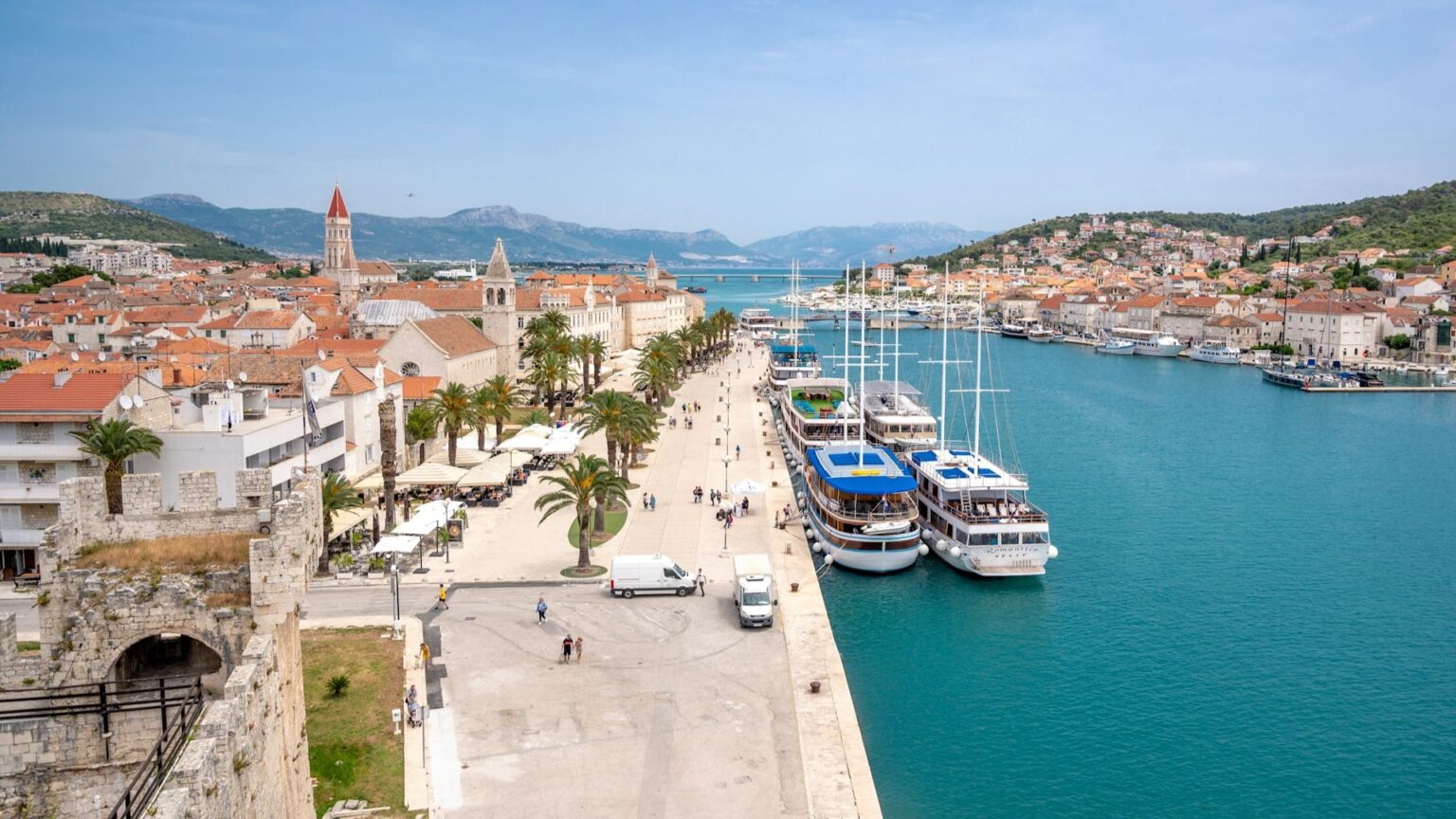 Po čemu je poznat Trogir? Povijesna jezgra i još mnogo toga!