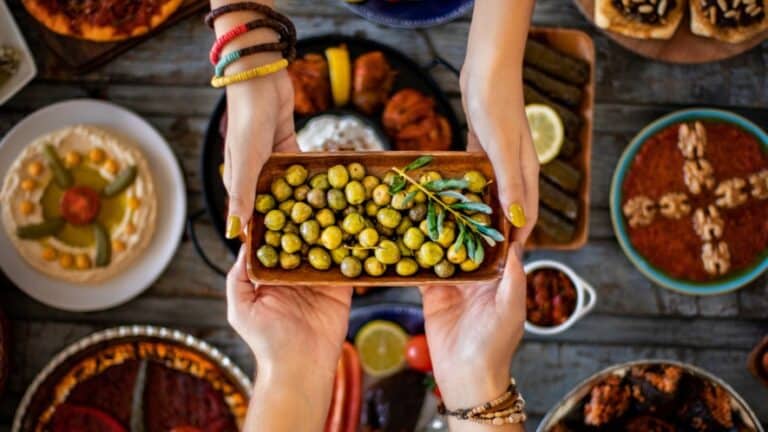 Kako ukiseliti masline? 9 savjeta za savršen okus Dalmacije