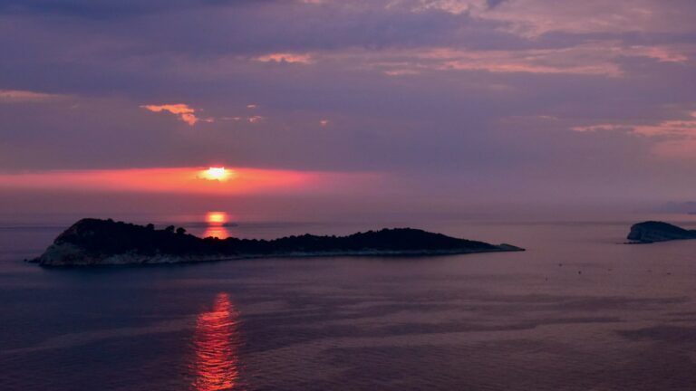 Vikend putovanje za dvoje: Najbolje ideje za zaljubljene